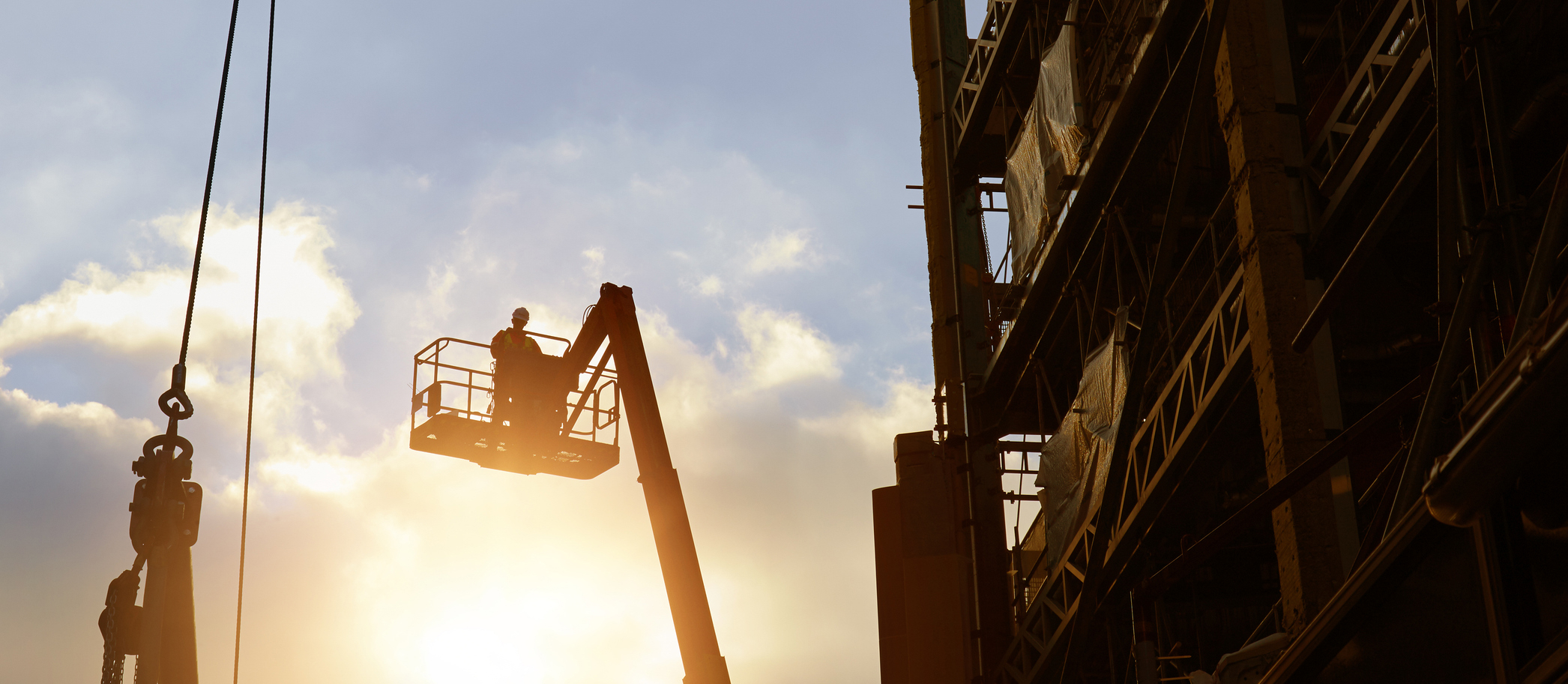 worker on crane
