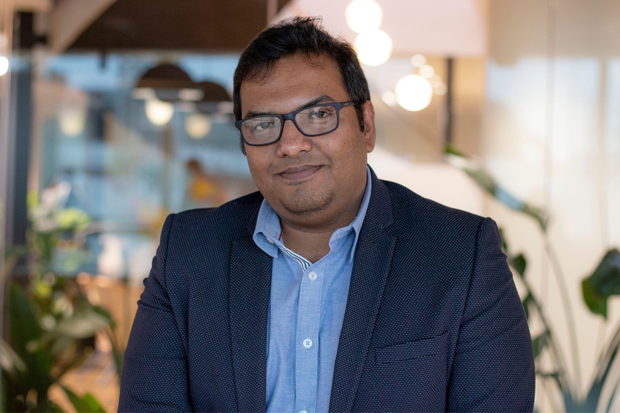 Professional headshot of Tandon Oberoi, expert in digital transformation